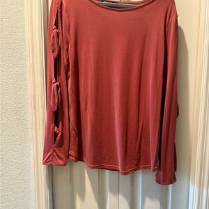Cable & Gauge Long Sleeve Top in Deep Rose